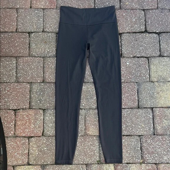 Worn once - ATHLETA Elation Ultra High Rise Legging in Gray - Picture 8 of 11